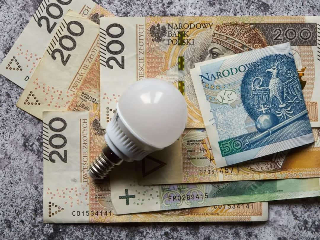 Ile kosztuje prąd w 2026? Całkowity koszt 1 kWh bez tajemnic
